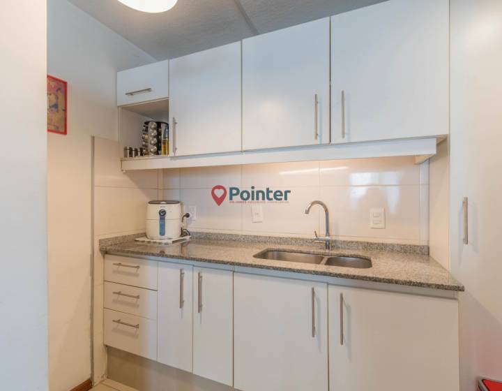 SE VENDE HERMOSO PENTHOUSE DE 2 DORMITORIOS  SOBRE CALLE CONSTITUYENTE