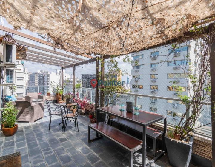 SE VENDE HERMOSO PENTHOUSE DE 2 DORMITORIOS  SOBRE CALLE CONSTITUYENTE