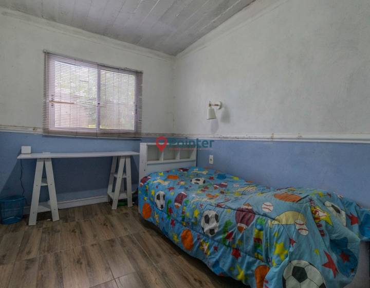 Hermosa Casa de 4 Dormitorios en Ituzaing&oacute;