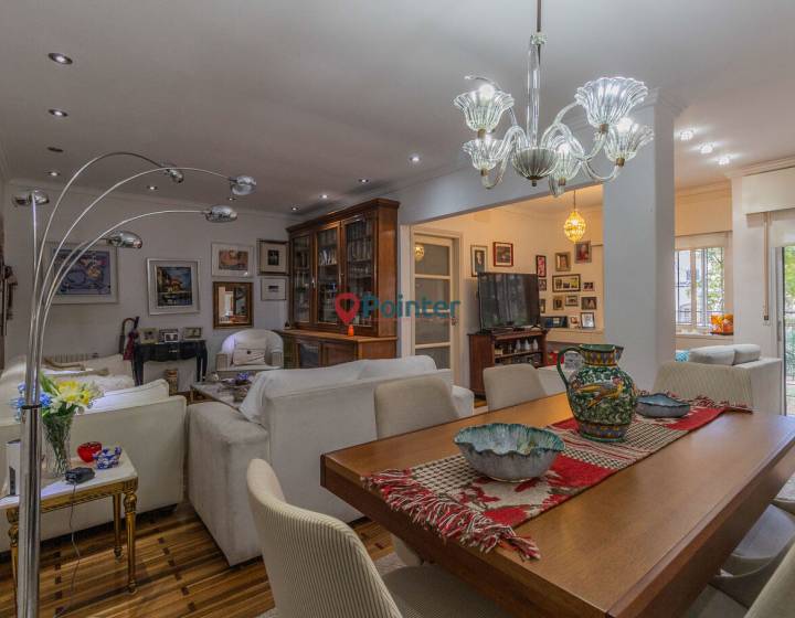 Apartamento 2 dormitorios con Gran Patio Trouville punta carretas