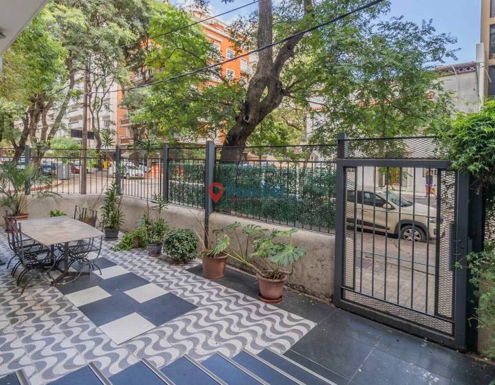 Apartamento 2 dormitorios con Gran Patio Trouville punta carretas
