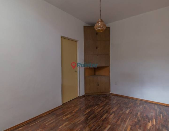 Se alquila hermosa casa de 2 dormitorios en Uni&oacute;n. En zona tranquila y residencial. A una cuadra de ...