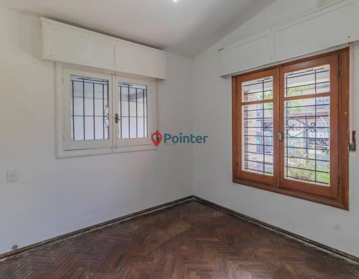 Alquiler Casa de 3 dormitorios con garaje y jard&iacute;n - Atahualpa