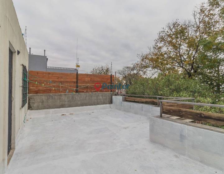casa 3 dormitorios con garage y jardin en la Teja