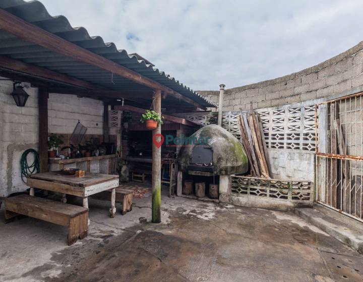 casa 3 dormitorios con garage y jardin en la Teja