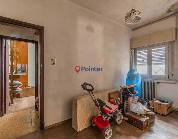VENTA CASA PADRON UNICO 4 DORMITORIOS A PASOS DE AVDA. MILLAN  A RECICLAR