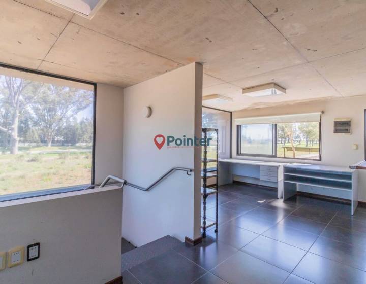 Venta Local Industrial y Deposito Ruta 11 Santa Lucia Canelones