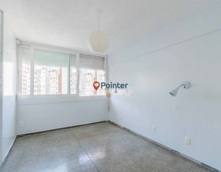 Luminoso Apartamento en Pocitos de 2 Dormitorios