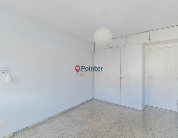Luminoso Apartamento en Pocitos de 2 Dormitorios