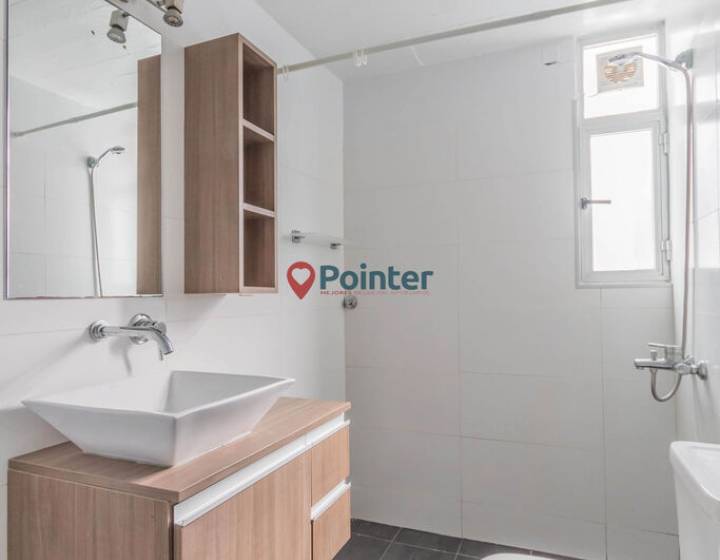 Luminoso Apartamento en Pocitos de 2 Dormitorios