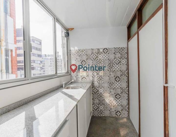 Luminoso Apartamento en Pocitos de 2 Dormitorios