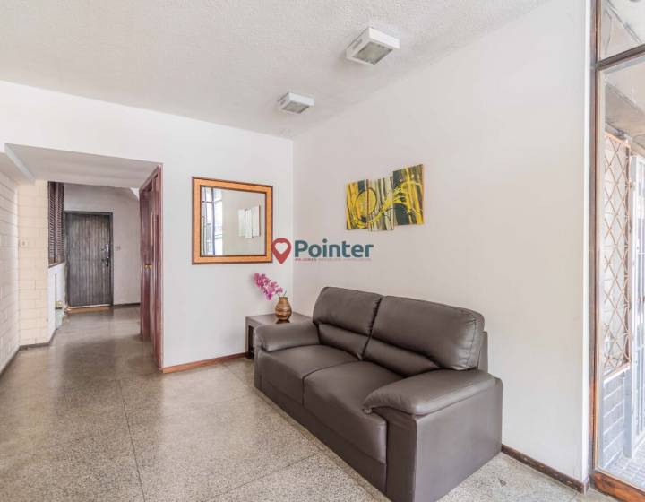 Luminoso Apartamento en Pocitos de 2 Dormitorios