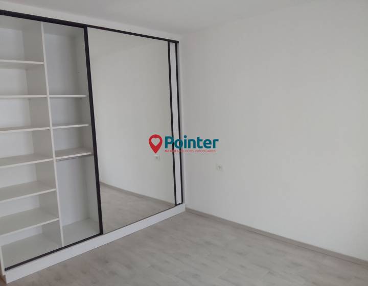Apartamento  3 dormitorios Brazo Oriental con patio y parrillero