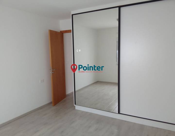 Apartamento  3 dormitorios Brazo Oriental con patio y parrillero