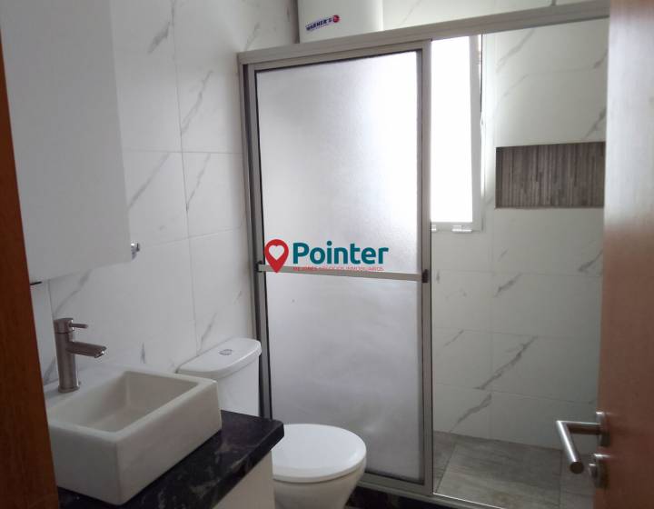 Apartamento  3 dormitorios Brazo Oriental con patio y parrillero