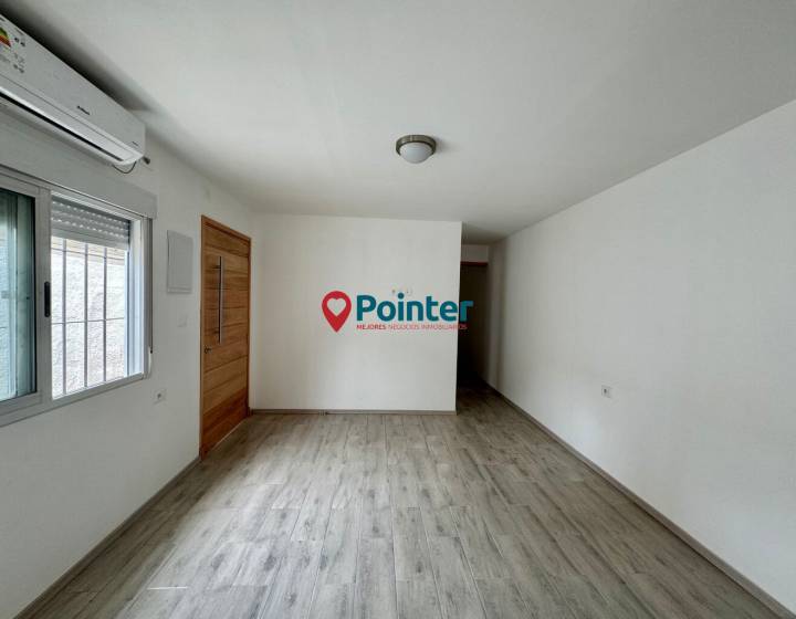 Apartamento  3 dormitorios Brazo Oriental con patio y parrillero