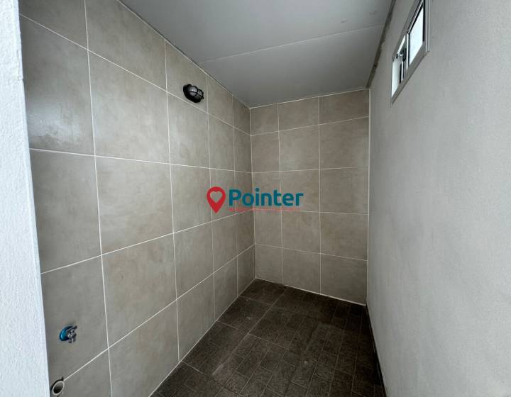 Apartamento  3 dormitorios Brazo Oriental con patio y parrillero