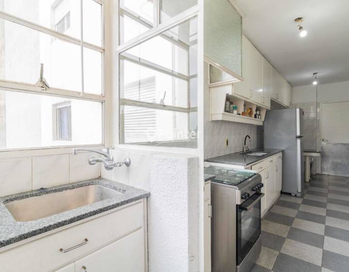 VENTA APARTAMENTO 4 DORMITORIOS PUNTA CARRETAS FRENTE AL GOLF
