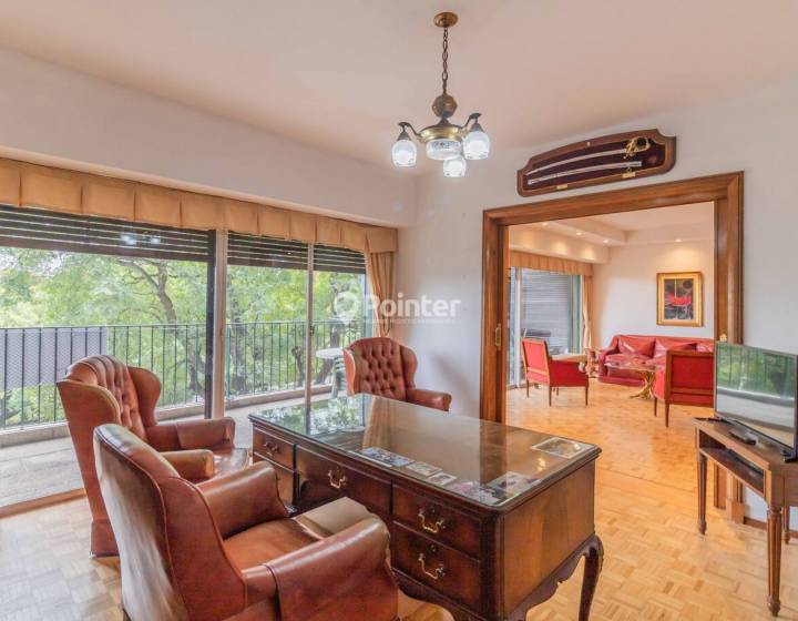 VENTA APARTAMENTO 4 DORMITORIOS PUNTA CARRETAS FRENTE AL GOLF