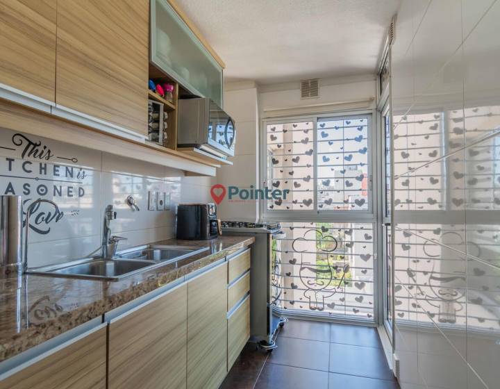 Venta apartamento 2 dormitorios, 2 ba&ntilde;os y garaje en Pocitos Nuevo