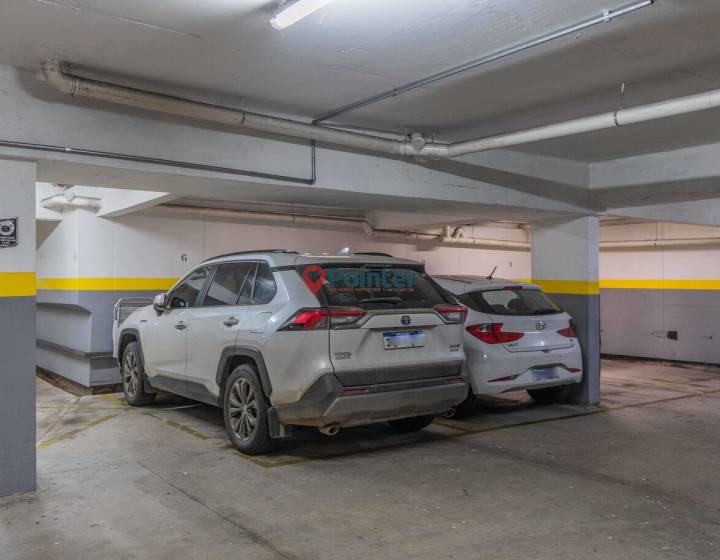 Venta apartamento 2 dormitorios, 2 ba&ntilde;os y garaje en Pocitos Nuevo