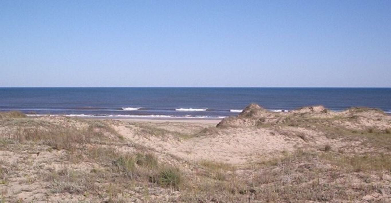 Campo con Costa Oceánica