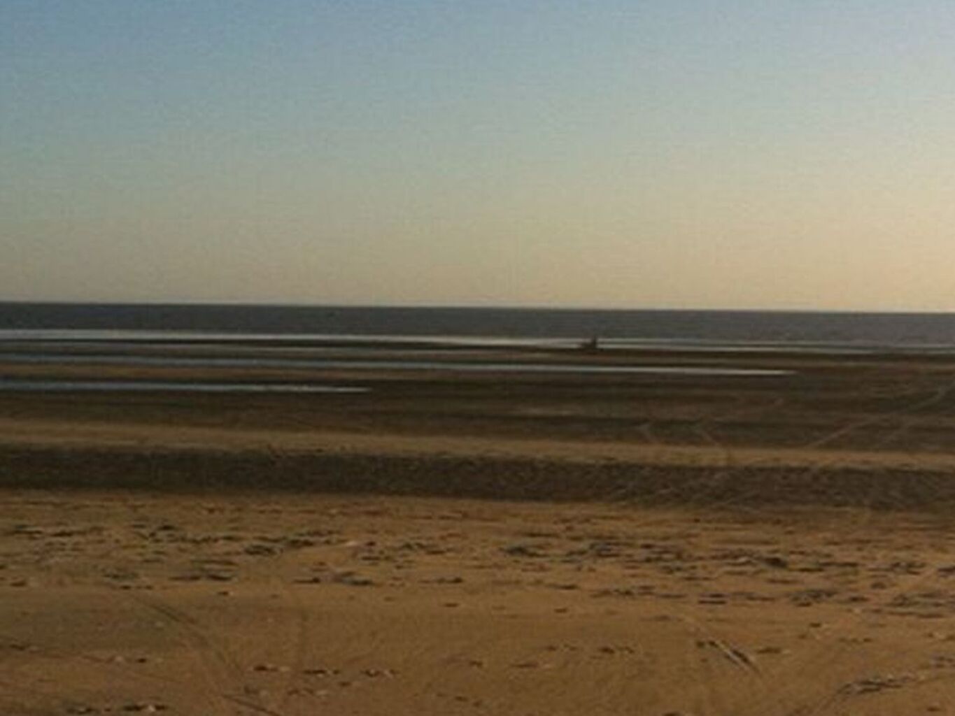 Campo en San José con Isla y Costa sobre El Rio de la Plata — imagen 4