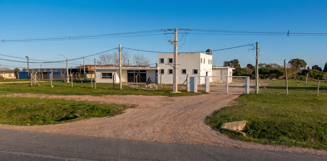 Terreno sobre Ruta 101