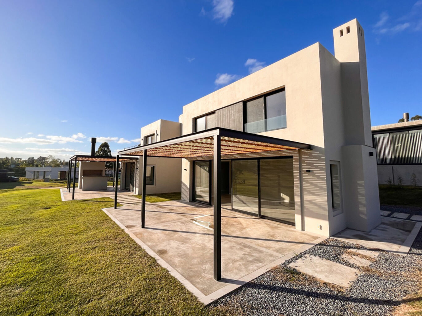 Casa en Venta con Renta en Altos de la Tahona — imagen 2
