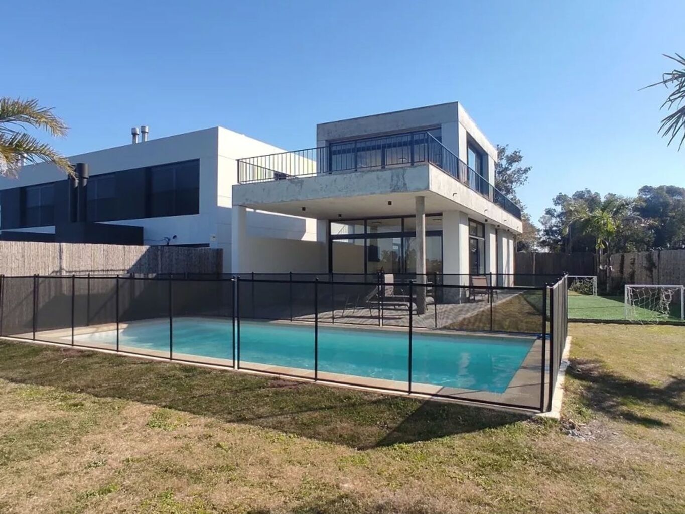 Casa de 3 Dormitorios en Almadía — imagen 9