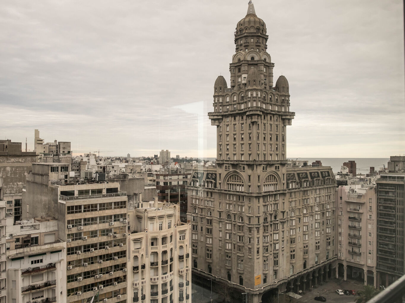 Oficinas en Alquiler - Victoria Plaza Office Tower — imagen 6