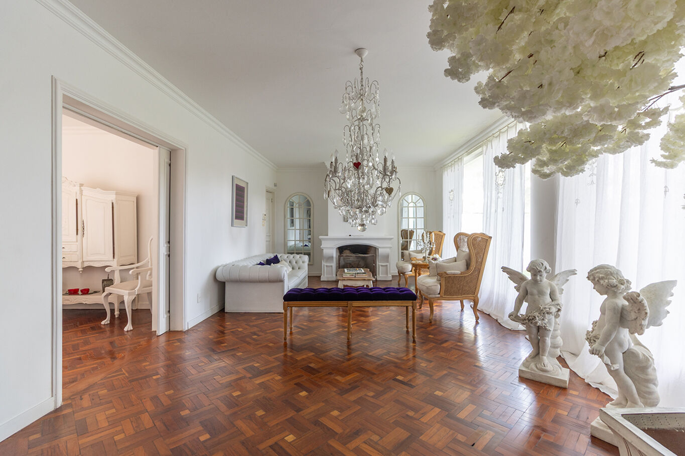 Clasica Casa en Carrasco. Ideal Residencia o Empresa.