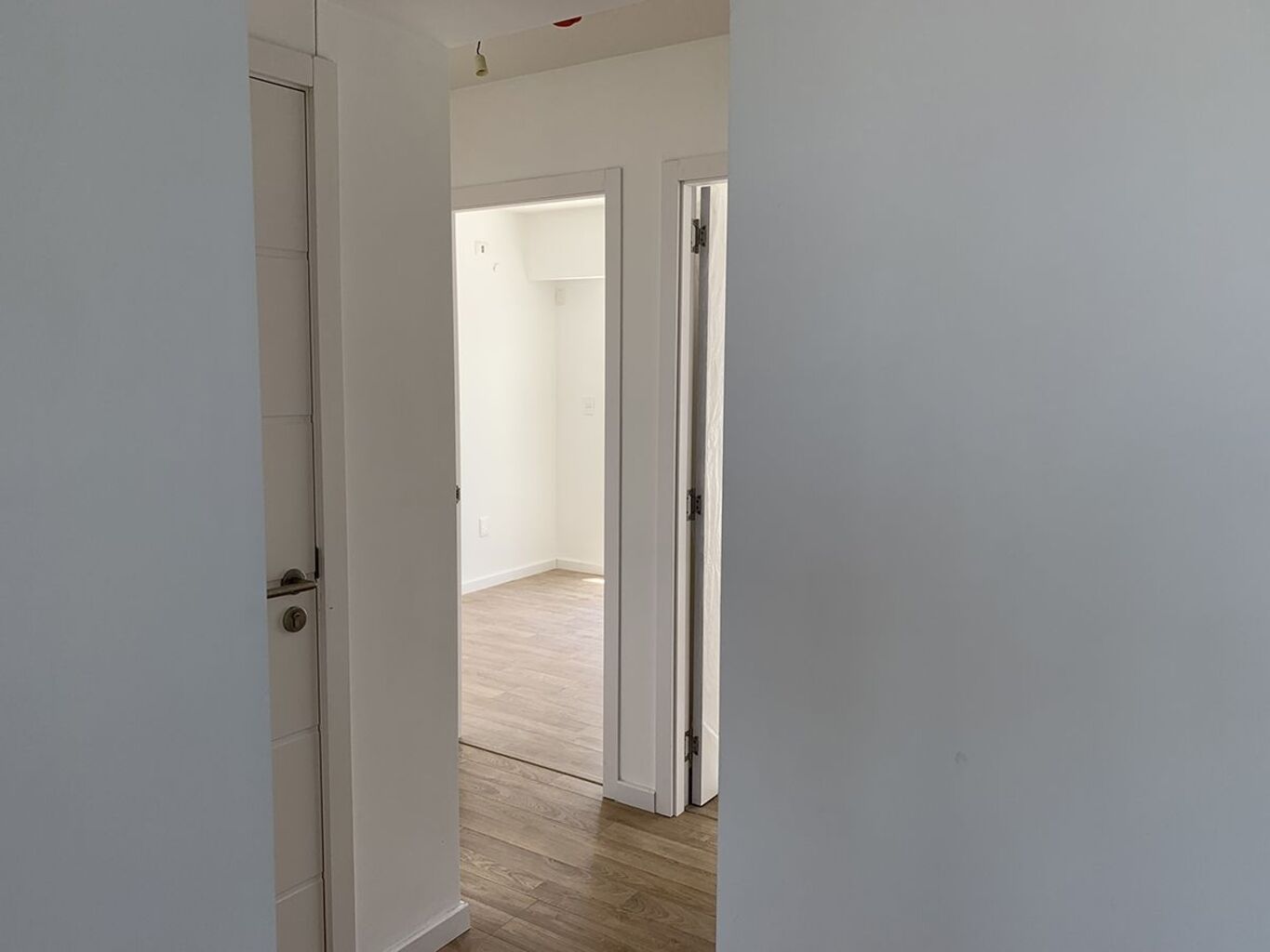 Apartamento de 3 Dormitorios en Cordón Sur — imagen 11