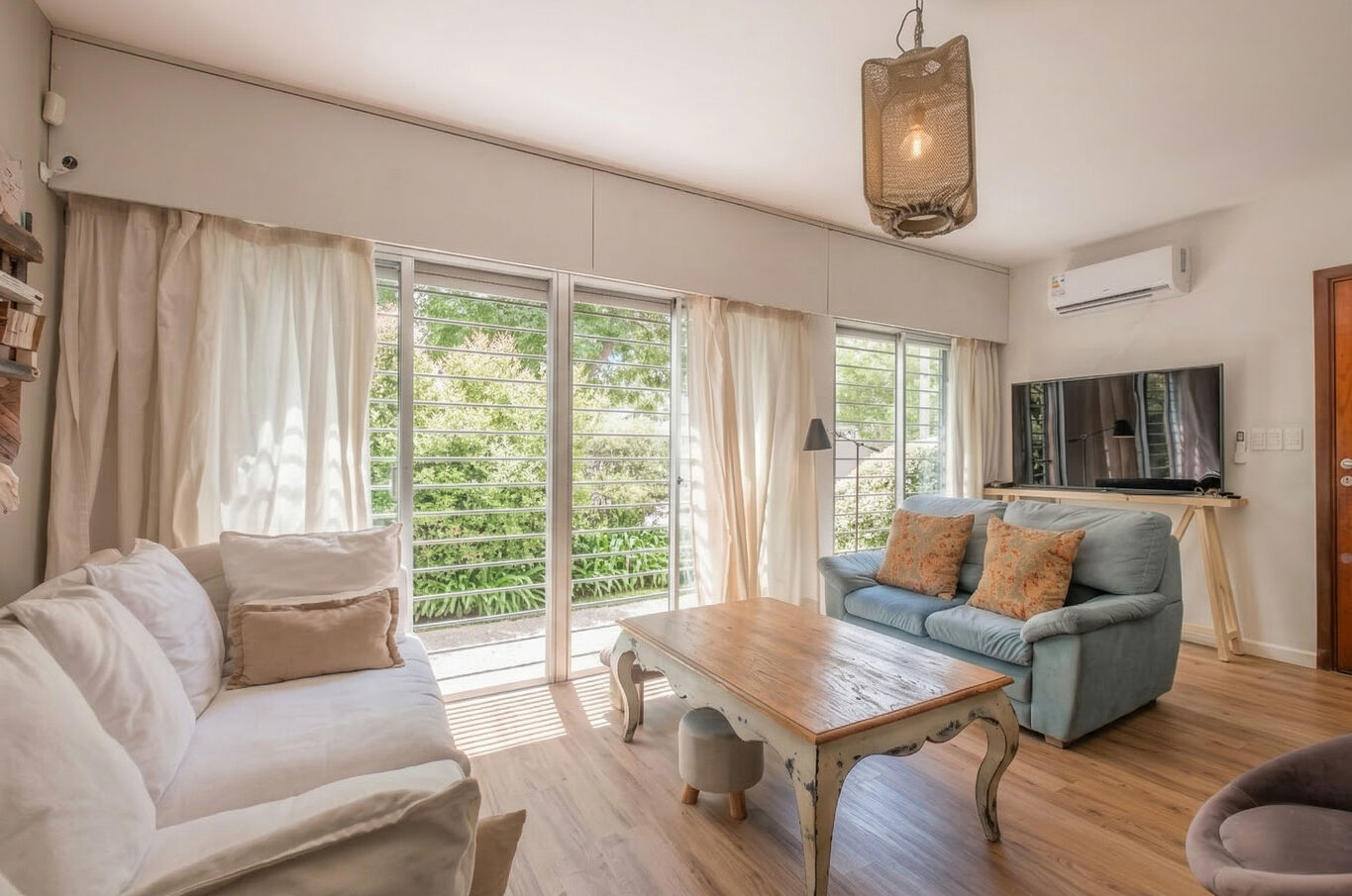 Apartamento Reciclado en Venta en Malvín