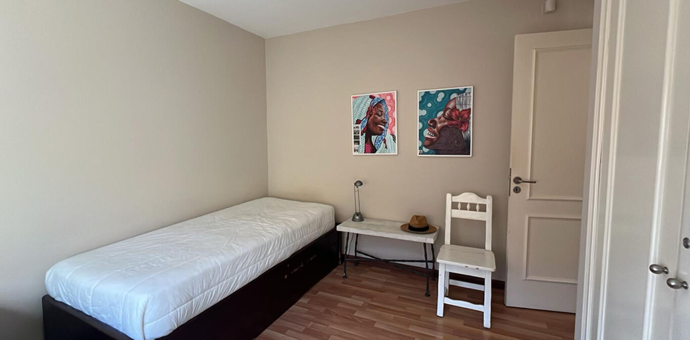 Apartamento en Carrasco, con Jardín y Parrillero — imagen 9