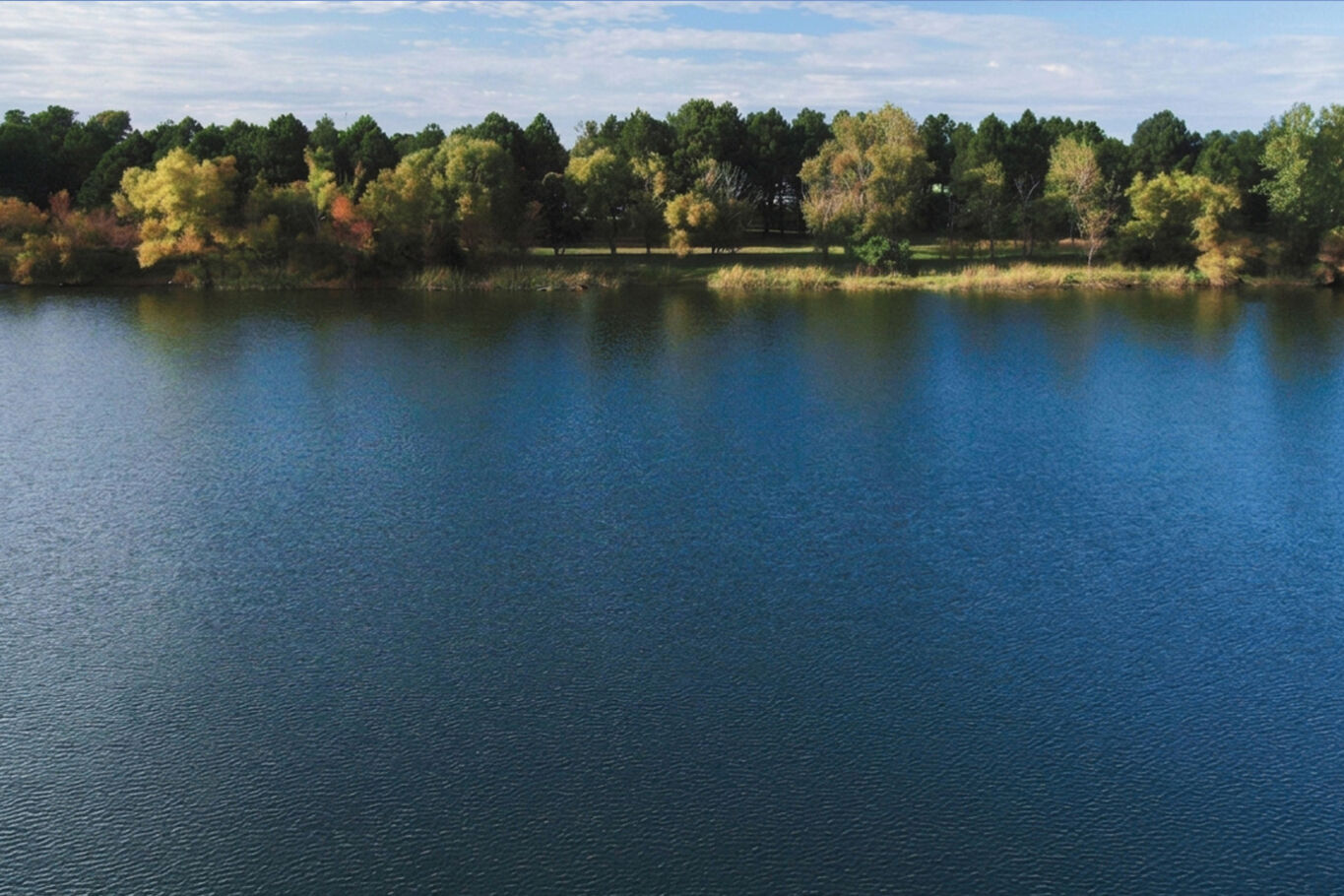 Apartamento Frente al Lago en Grou Lagún. — imagen 10