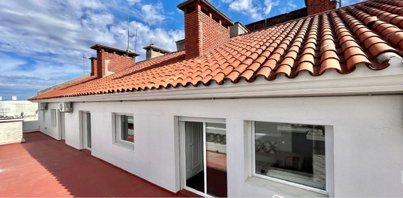 Penthouse de Oficinas Frente a Plaza Gomensoro — imagen 2