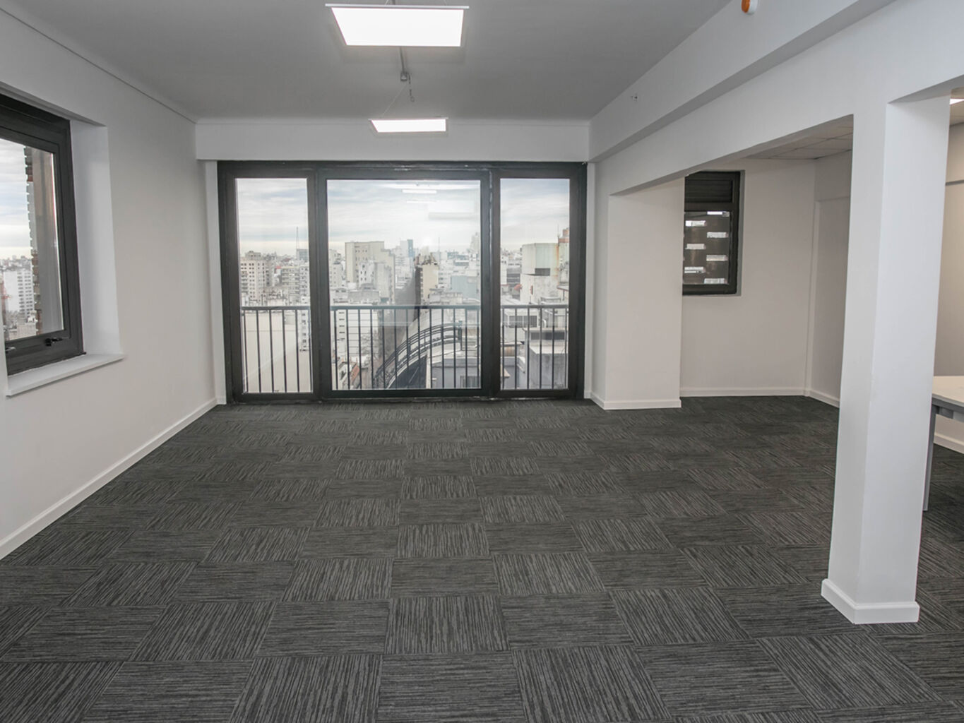 Oficinas Vp Work en Victoria Plaza Office Tower — imagen 9