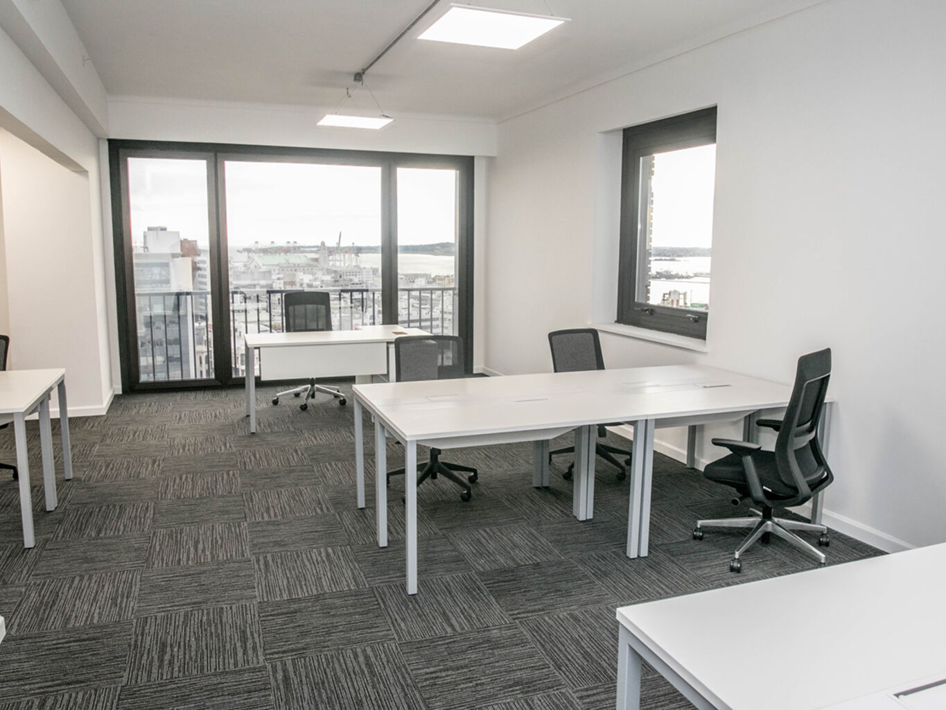 Oficinas Vp Work en Victoria Plaza Office Tower — imagen 10