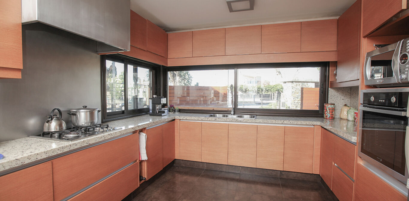 Casa con Impecables Terminaciones — imagen 8