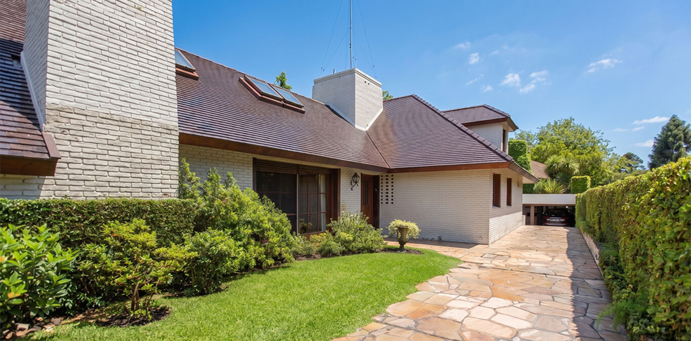 Clásica Casa de Carrasco en Venta — imagen 3