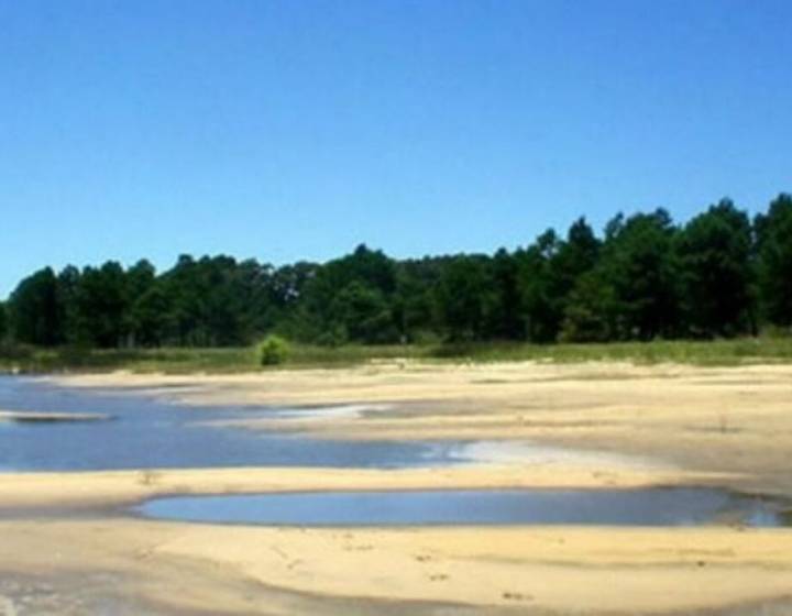 Campo con Playas Oceánicas