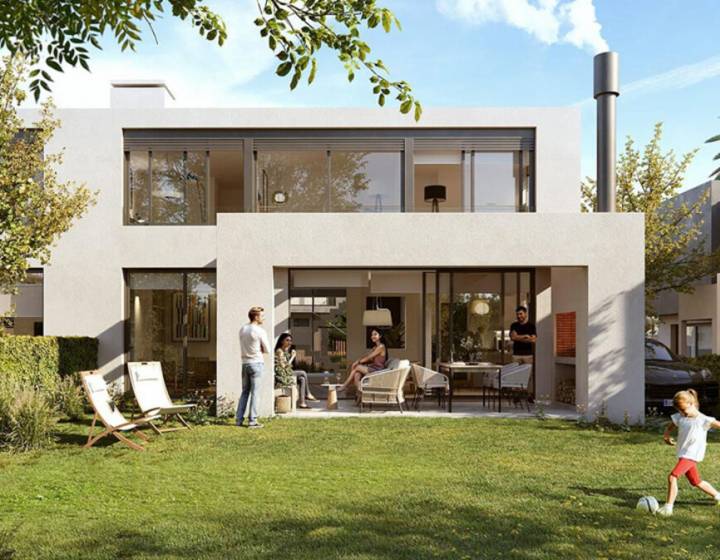 Casa de 4 Dormitorios en Jardines del Polo